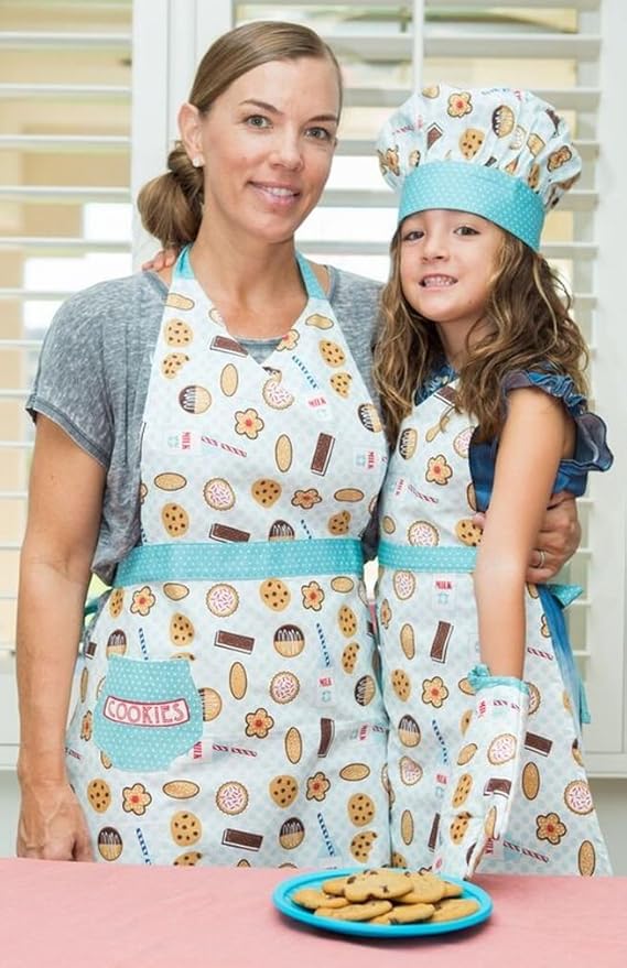 Mother and Daughter Milk and Cookies 100% Cotton Apron Set
