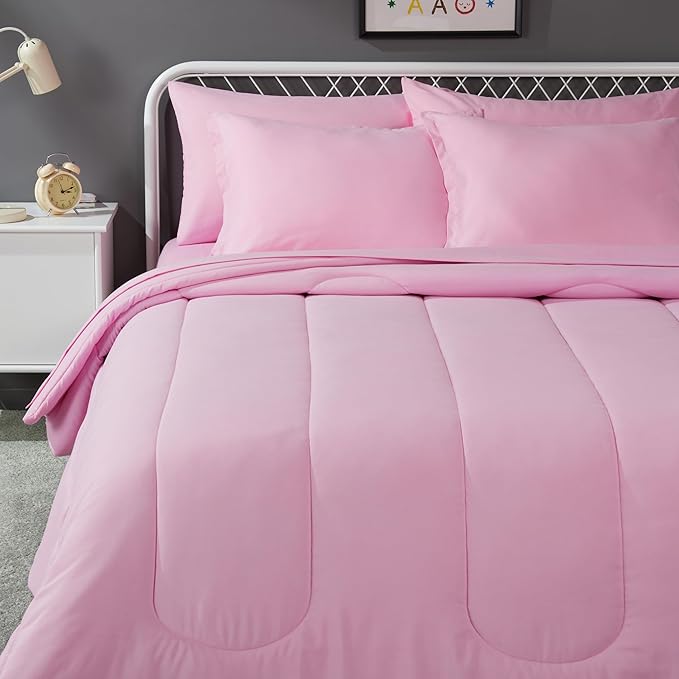 Amazon Basics 7 Piece Microfiber Kid's Bed-in-a-Bag Bedding Set, Full/Queen, Pink, Solid