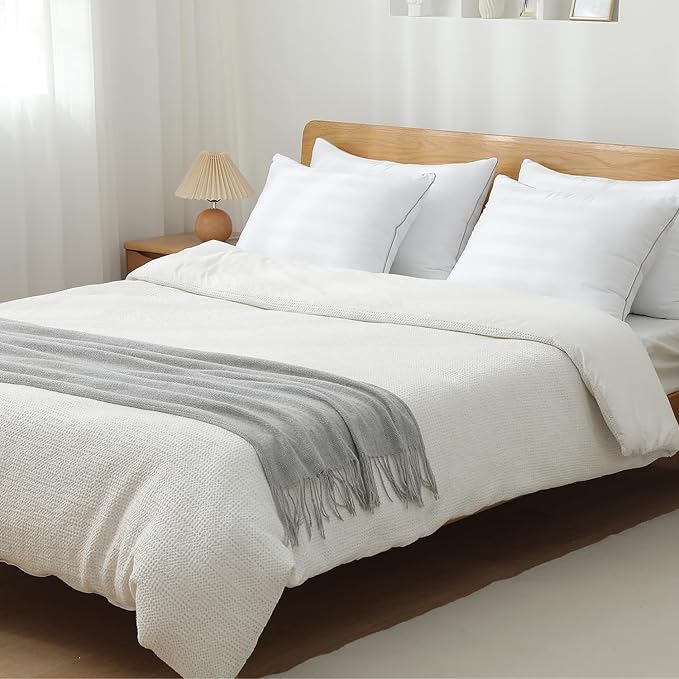 pillows standard size set of 2 (White stripe), Cooling Hotel Quality, Gusseted Pillow for Back, Stomach or Side Sleepers,20 x 26 Inches