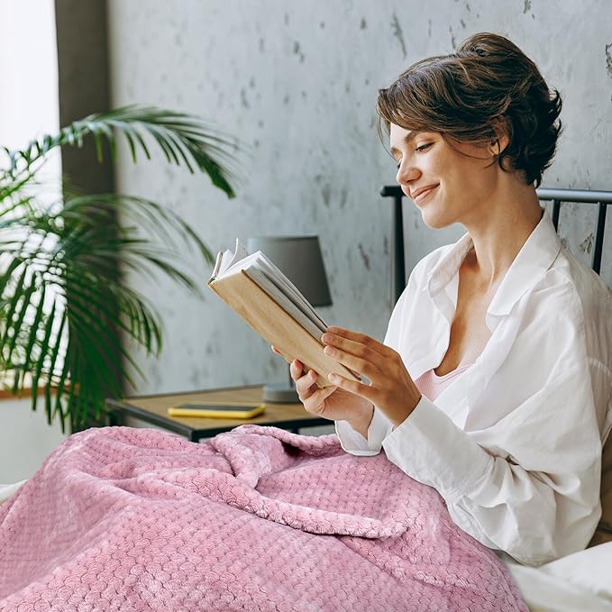 Travel Pillow and Blanket Set Neck Pillow Airplane Memory Foam for Traveling Compact with Bag Pink