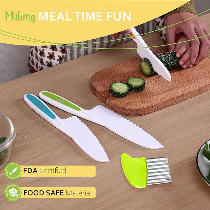 Toddler Knife Set for Real Cooking 4-Pcs Nylon Kids Knife Set with Crinkle Cutter - Kid Safe Knives in 3 Sizes for Cutting Fruit, Lettuce and Bread - Serrated Edges, Firm Grip