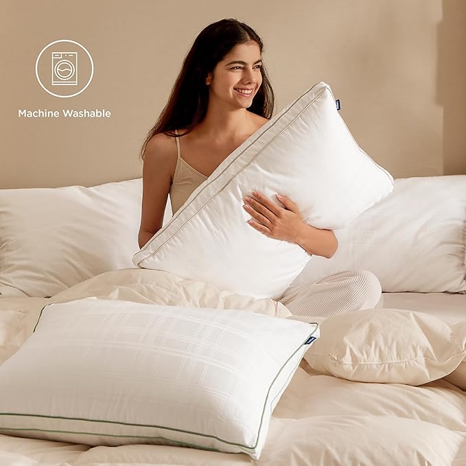 Bedsure Luxury Goose Feathers Down Pillow - 300 Thread Count Cotton Cover Gusseted Hotel Collection Bed Queen Pillow, Ultra-Soft High Elasticity Sorona Fiber Layer Pillows (1, Green, Standard)