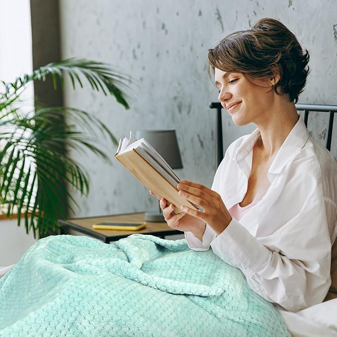 Travel Pillow and Blanket Set Neck Pillow Airplane Memory Foam for Traveling Compact with Bag Blue Green