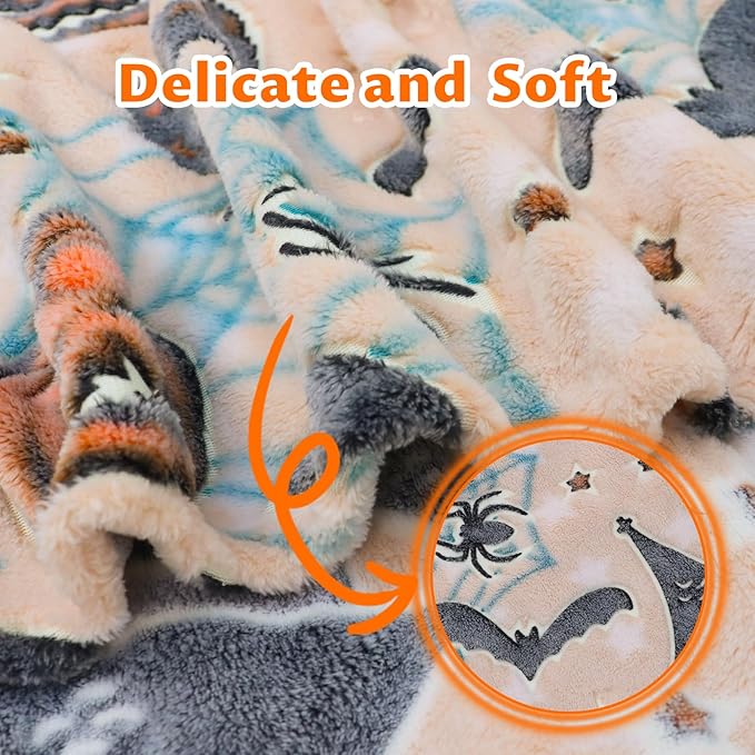 Halloween Pumpkin Blanket Kids Glow in The Dark Blanket Black Cat Halloween Decor Gifts for Women Boys Girls 50"x60"