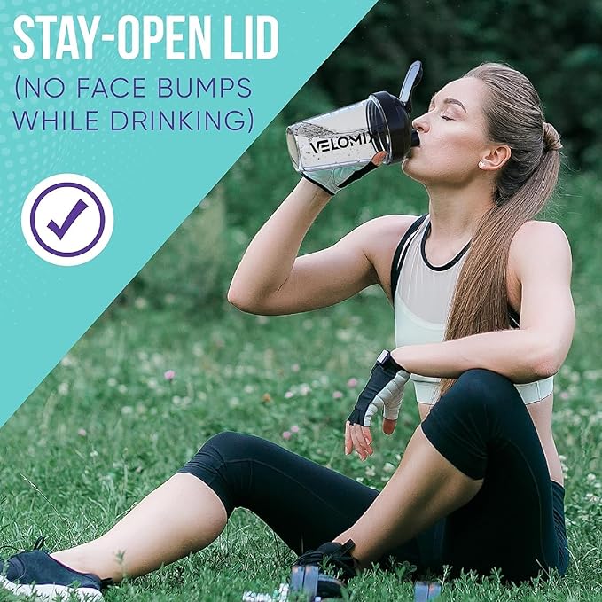 '-4 PACK- 20 OZ Protein Shaker Bottles for Protein Mixes, Shaker Cups for Protein Shakes, Small Shaker Bottle Pack, Shaker Cup, Shakers for protein Shakes (4 Small Transparent)